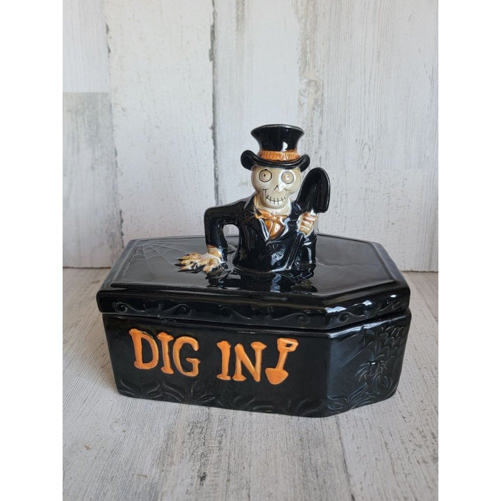 Yankee Candle‎ 2014 covered coffin dig in candy dish